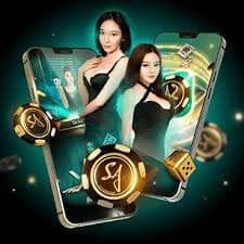Filipino player enjoying pk77 slot games on a mobiledevice